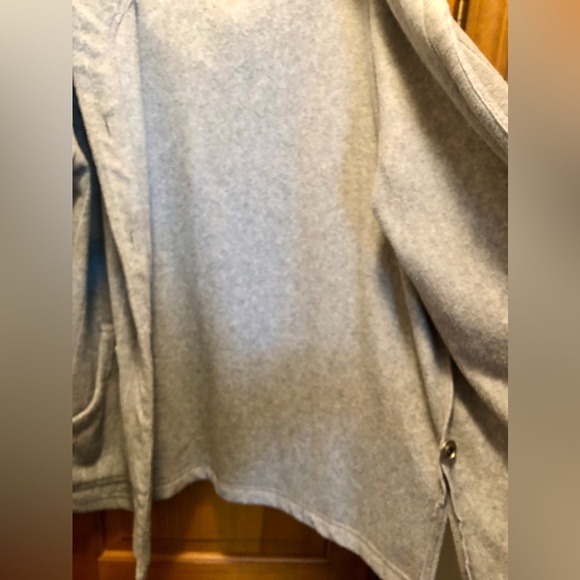 Gray Fleece Hooded Cardigan Cozy Sweater Jacket Coat Size 8 Medium - Picture 9 of 11